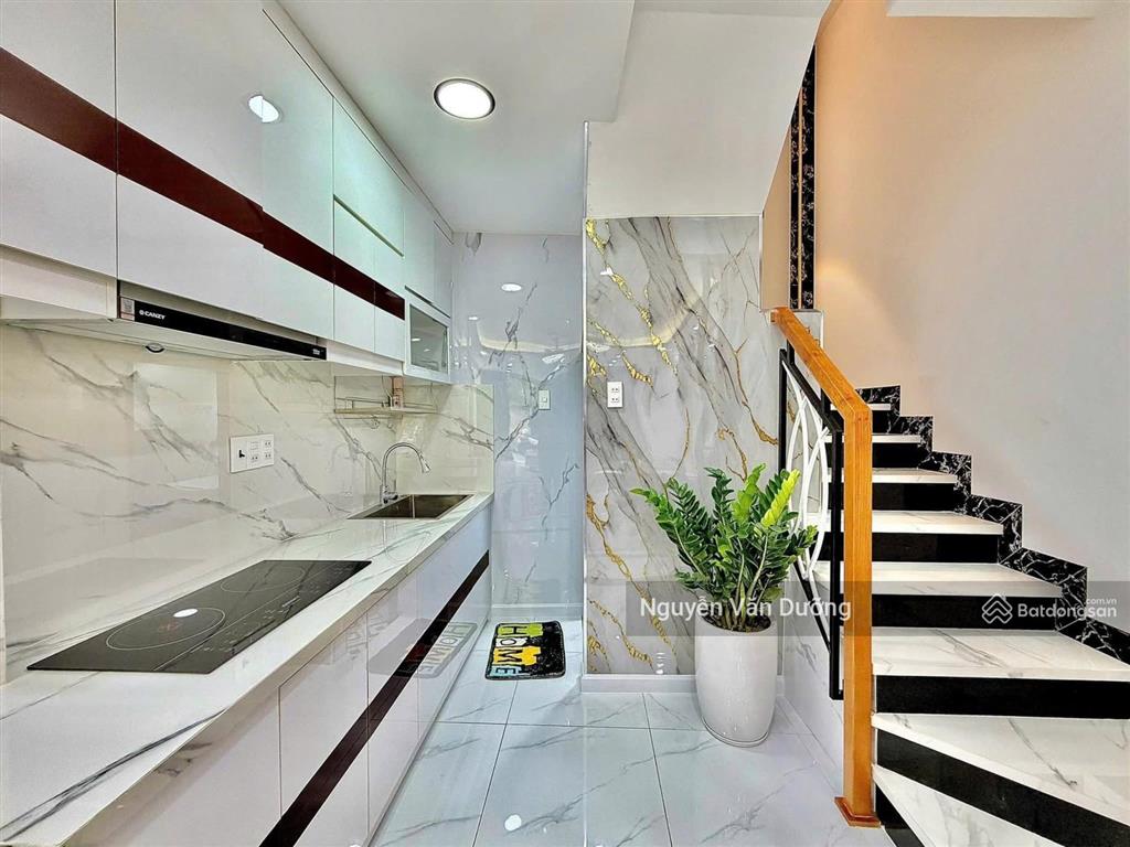 Rất hiếm, lô góc tây sơn, 2 thoáng, dân xây, 30m ra ô tô, ngõ thông kd, tặng nt, dt 41m2*5t