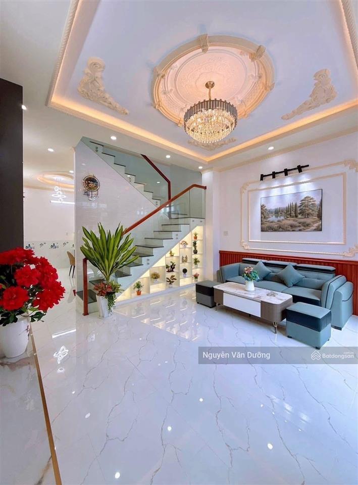 Bán nhanh! lô góc phố đặng tiến đông, ngõ thông gần phố, ô tô cách 30m, sân xe riêng, 42m2*5t