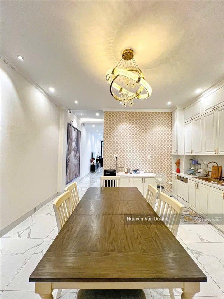 Bán nhanh! phố tây sơn, nhà đẹp ở ngay, ngõ thông sát phố, sân xe riêng, cách ô tô 30m, dt 40m2*5t