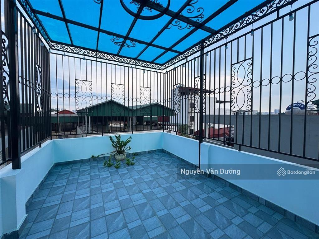 Giá sốc! 2 thoáng phố yên lãng, thang máy xịn, ngõ nông 15m ra ô tô, nhà dân xây, dt 39m2 * 6t