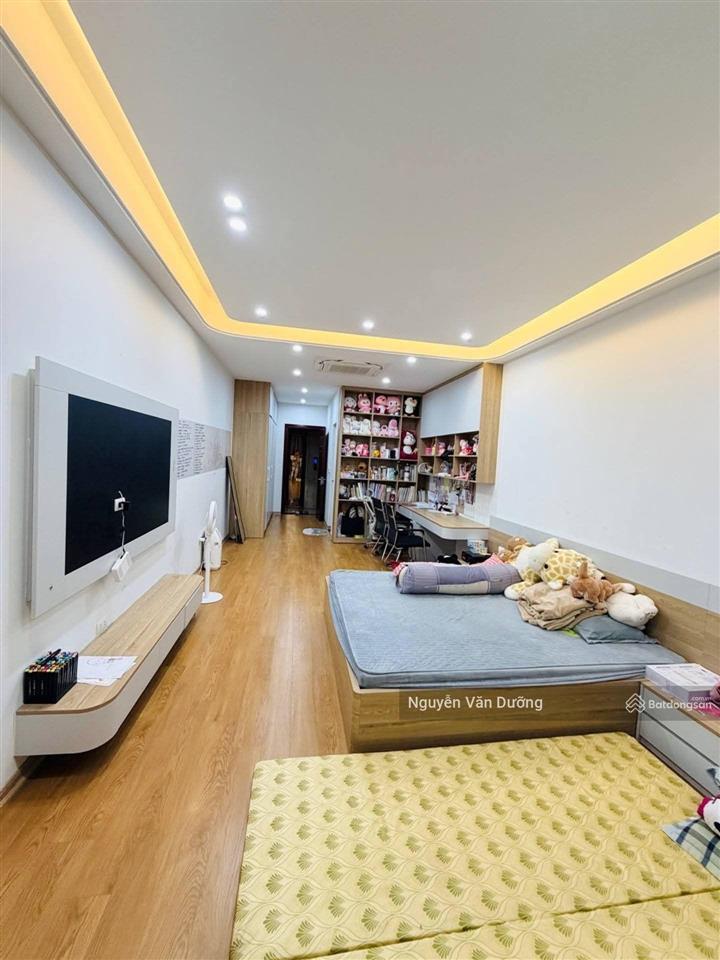 Gấp! phố trung liệt, dân xây, 2 thoáng, vf3 qua nhà, 25m ra mặt phố, ngõ thông kd, 38m2*5t, ở luôn