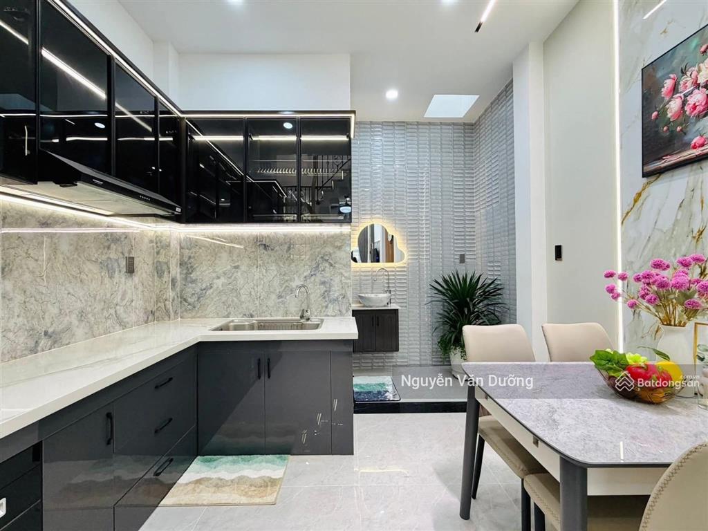 Nét! nhà riêng tam khương  đống đa 40m2 * 5 tầng, ô tô vào nhà, 3 bước ra phố, kinh doanh đỉnh
