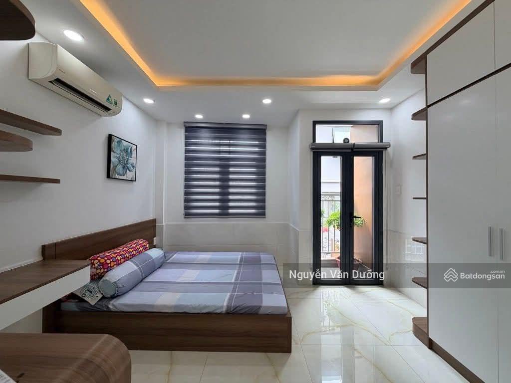 Quá hiếm! phố huỳnh thúc kháng  nguyên hồng, ngõ thông bàn cờ, nhà dân xây, gần ô tô dt 41m2*5t