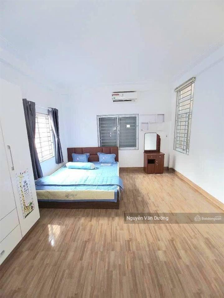 Quá hiếm! phố huỳnh thúc kháng  nguyên hồng, ngõ thông bàn cờ, nhà dân xây, gần ô tô dt 41m2*5t