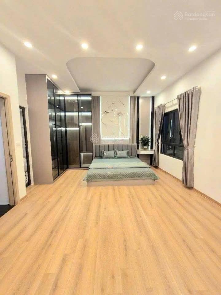 Bán nhanh! nhà phố thái thịnh, kia đỗ cổng, ngõ thông kinh doanh, gần mặt phố, dt 42m2 * 5t