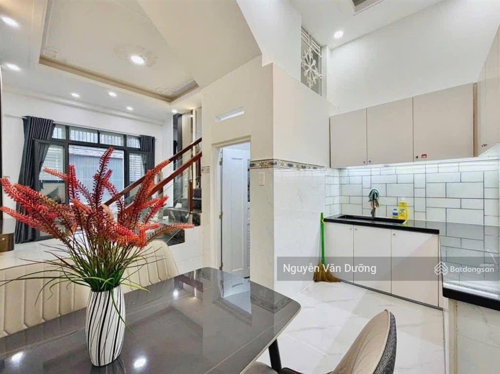 Bán nhanh! nhà phố thái thịnh, kia đỗ cổng, ngõ thông kinh doanh, gần mặt phố, dt 42m2 * 5t