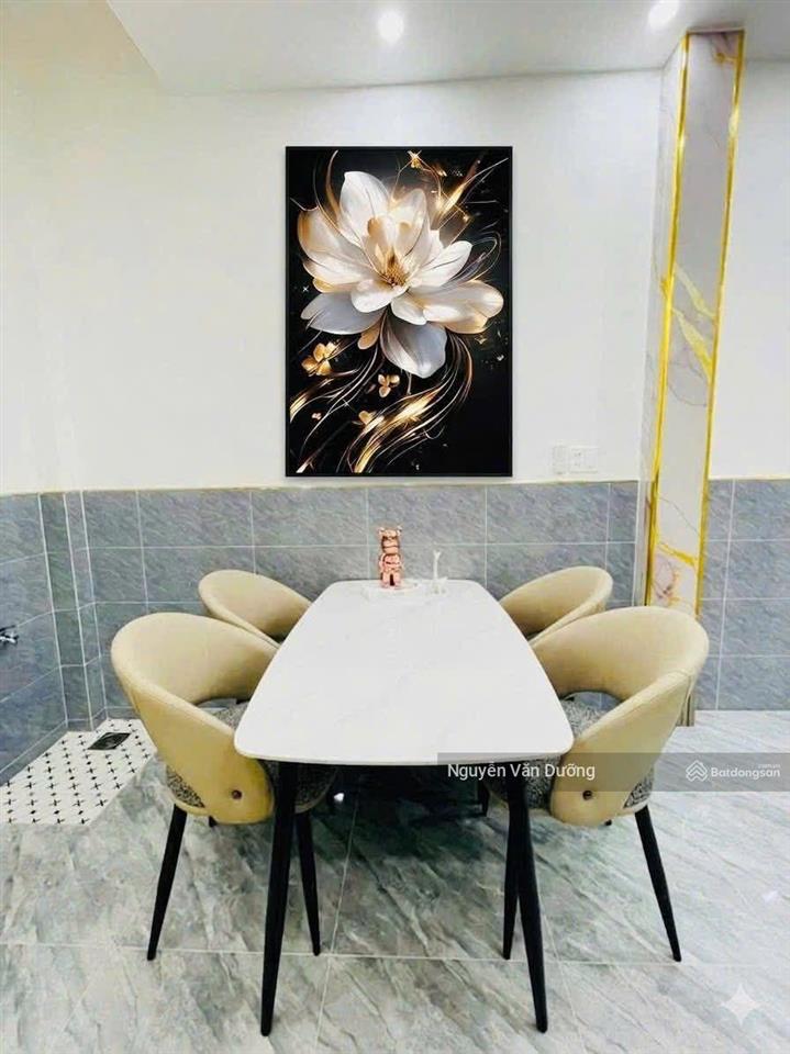 Vip phố nguyễn ngọc vũ, 2 thoáng mới full nội thất, cách ô tô 15m, sát mặt phố, dt 40m2 * 5 tầng