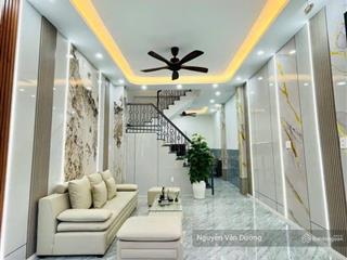 Vip phố nguyễn ngọc vũ, 2 thoáng mới full nội thất, cách ô tô 15m, sát mặt phố, dt 40m2 * 5 tầng