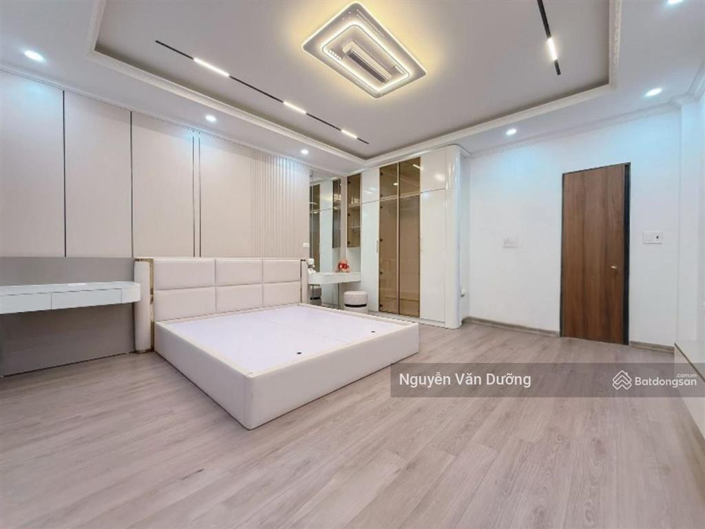 Cực đẹp! phố yên lãng, thang máy xịn, nhà mới ở ngay, cách ô tô 35m, gần phố, sổ đẹp, dt 38m2 * 6t