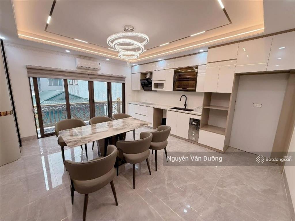 Cực đẹp! phố yên lãng, thang máy xịn, nhà mới ở ngay, cách ô tô 35m, gần phố, sổ đẹp, dt 38m2 * 6t