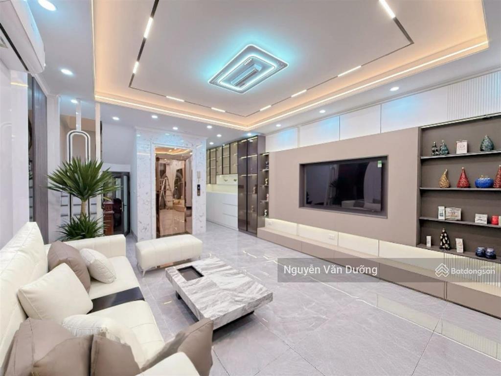 Cực đẹp! phố yên lãng, thang máy xịn, nhà mới ở ngay, cách ô tô 35m, gần phố, sổ đẹp, dt 38m2 * 6t