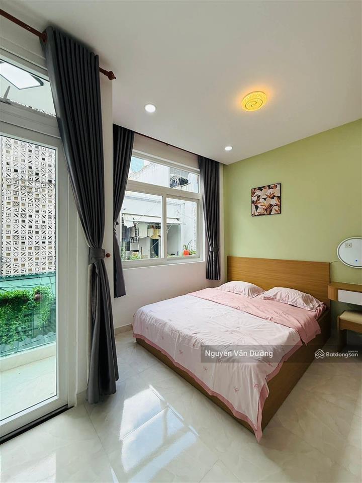 Gấp! phố giảng võ, ngọc khánh, ngõ sát ô tô, thông thoáng, gần hồ, dân xây ở sướng, 40m2*5t