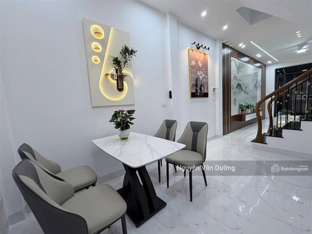 Giá mềm! nhà riêng nguyễn lương bằng, gần ô tô, ngõ ba gác thông, 2 thoáng, sân xe, ko qh, 40m2*5t