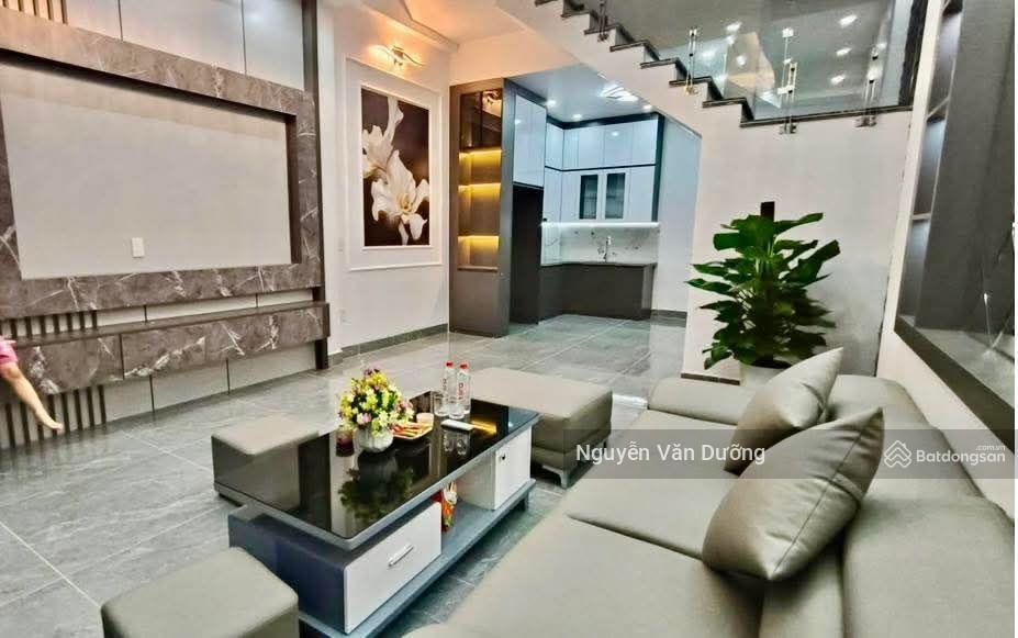 Có 1 0 2! nhà riêng phố đoàn thị điểm, lô góc 2 thoáng, ô tô sát nhà , dân xây chắc chắn, 38m2*5t