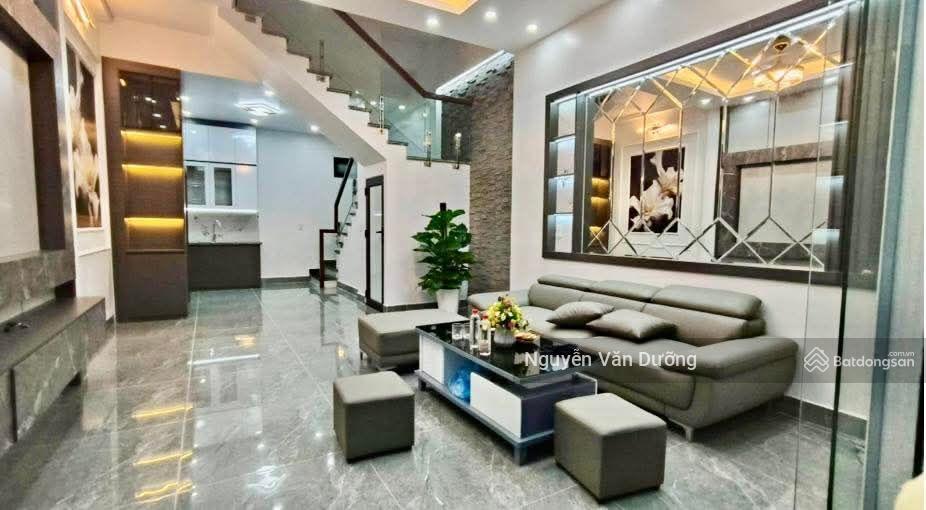 Có 1 0 2! nhà riêng phố đoàn thị điểm, lô góc 2 thoáng, ô tô sát nhà , dân xây chắc chắn, 38m2*5t