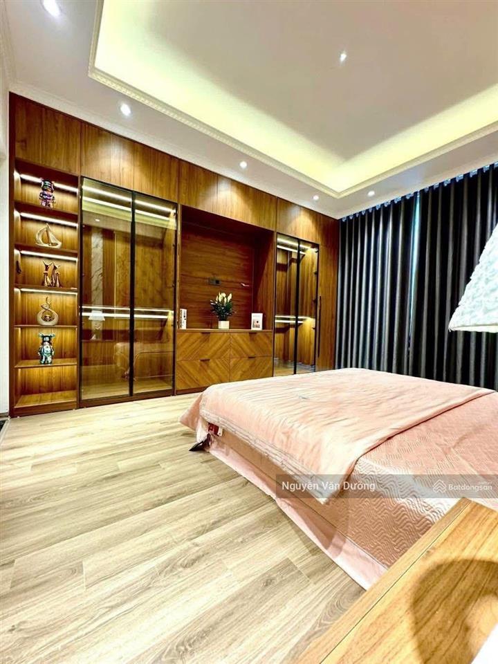 Giá mềm! pháo đài láng, thang máy, ngõ nông, ô tô gần, dân xây mới đẹp ở ngay, 36m2*6t, nhỉnh 7 tỷ