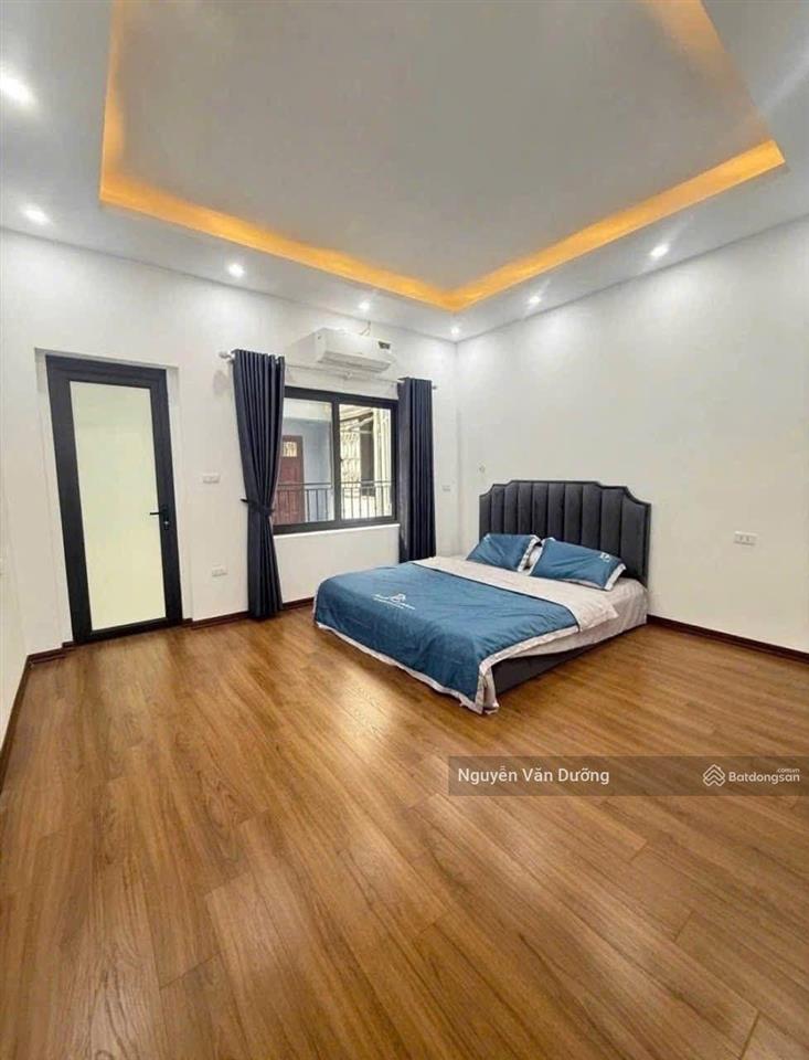 Hot! nhà riêng hào nam  la thành, sát phố, ngõ ba gác thông kinh doanh, nhà dân xây, 41m2*5t