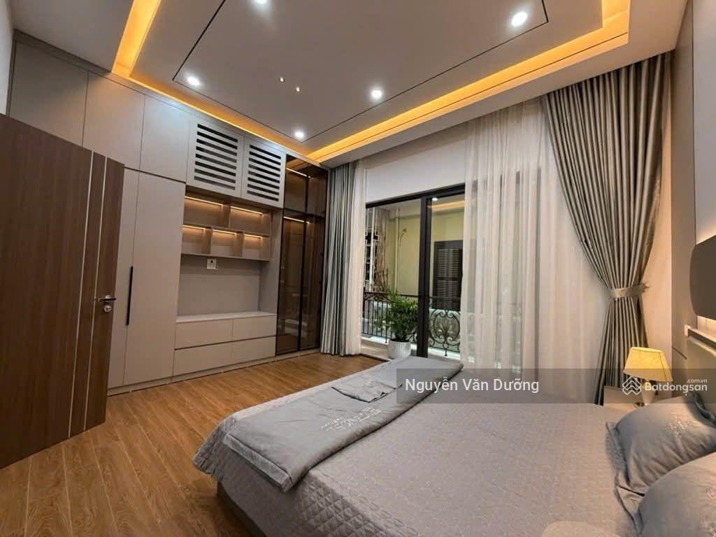 Hot! nhà riêng hào nam  la thành, sát phố, ngõ ba gác thông kinh doanh, nhà dân xây, 41m2*5t