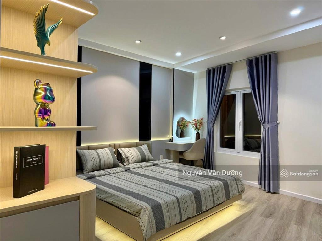 Phải nhanh! nhà phố láng hạ, ngõ thông gần phố, cách ô tô 30m, pháp lý sạch, sân xe, 42m2 * 5t