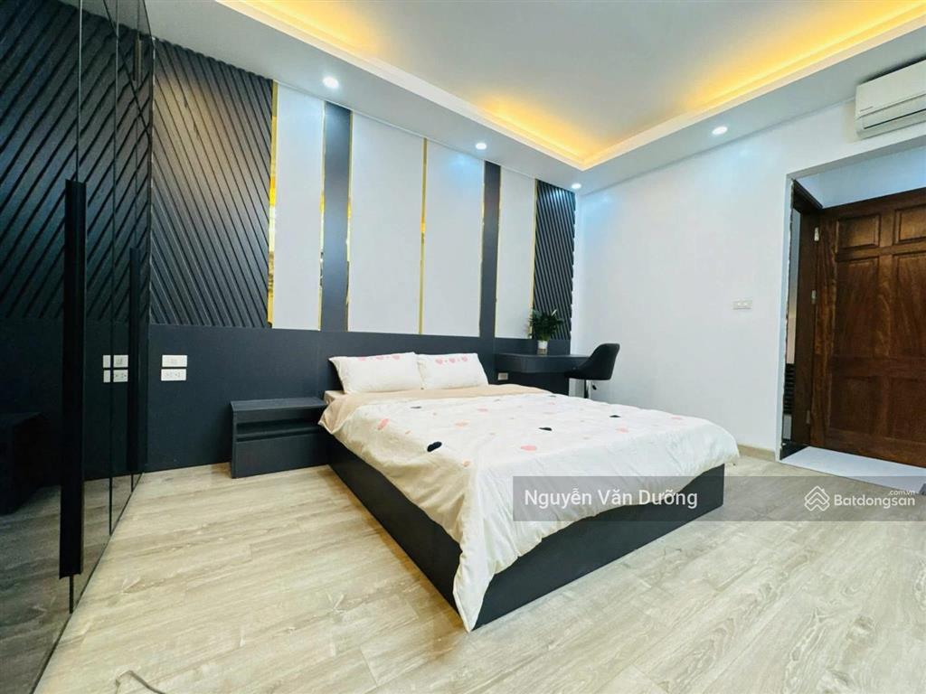 Khó tìm! nhà chùa bộc  thái hà, ngõ thông, gần phố, 35m ô tô tránh, dân xây ở ngay, ko qh, 40m2*5t