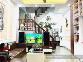 Rẻ bất ngờ, lô góc đặng văn ngữ, ngõ 3 gác thông, ba bước ra phố, gần hồ, sân xe riêng, 38m2*5t