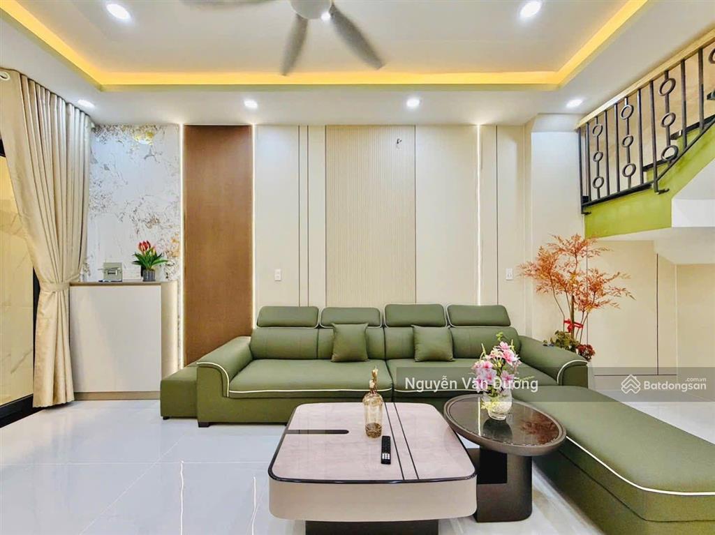 Cần bán gấp! phố thái hà, dân xây chắc chắn, ngõ thông, 30m ra phố, ba gác đỗ, ở luôn, 39m2 * 5t