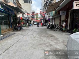 Quá hời! nhỉnh 8 tỷ có nhà phố chùa láng giáp nguyễn chí thanh, thang máy, lô góc 2 thoáng, ôtô 30m