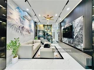 Cực đẹp! lô góc phố tôn đức thắng, thang máy, kinh doanh, ô tô đỗ sát nhà, gần phố, dt 38m2 * 6t