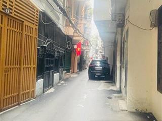 Giảm sốc! phố vip hào nam, thang máy nhập khẩu, ngõ nông, ô tô cách 35m, gần mặt phố, 40m * 6t
