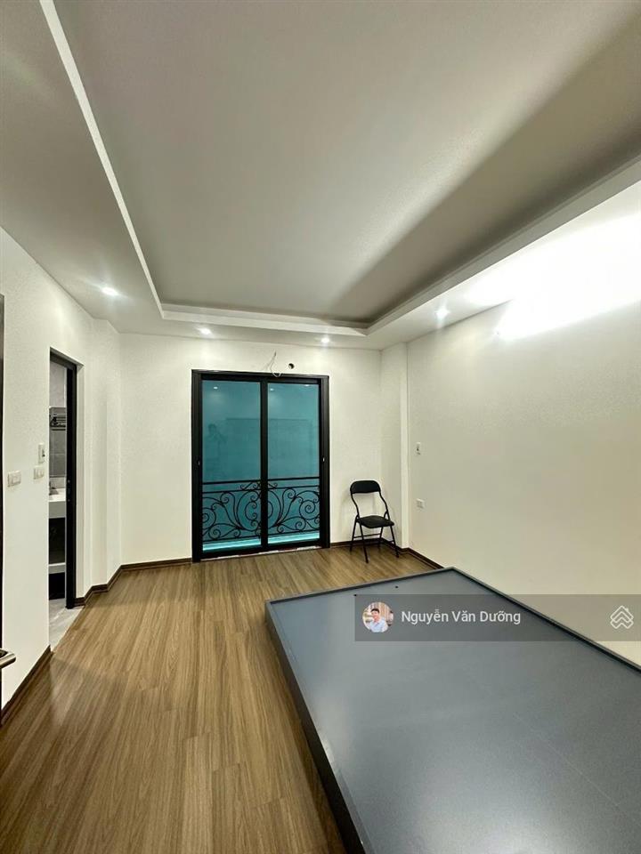Giá quá tốt! tôn đức thắng, 7,2 tỷ có ngay nhà mới 5 tầng, mặt tiền rộng, thêm 20m2 sân riêng