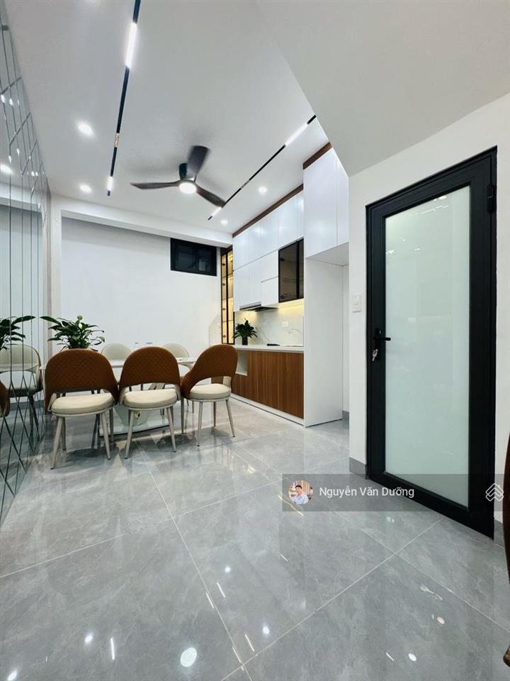 Giảm mạnh! nhà 2 thoáng phố tây sơn, ô tô đỗ, ngõ thông tứ phía, nhà dân xây, sân xe, 41m*5t