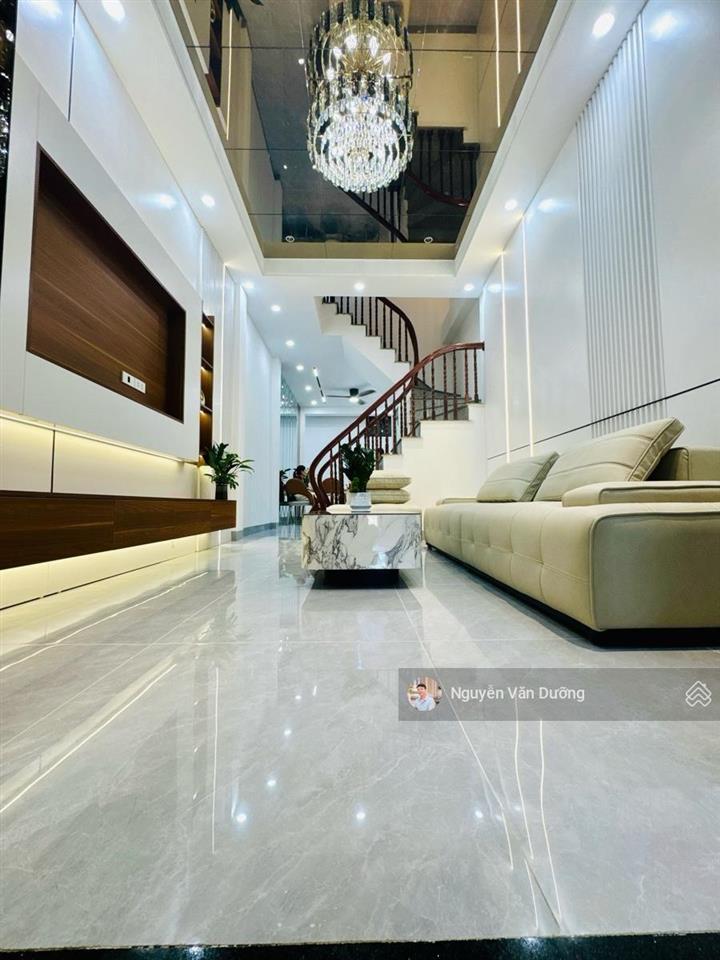 Giảm mạnh! nhà 2 thoáng phố tây sơn, ô tô đỗ, ngõ thông tứ phía, nhà dân xây, sân xe, 41m*5t
