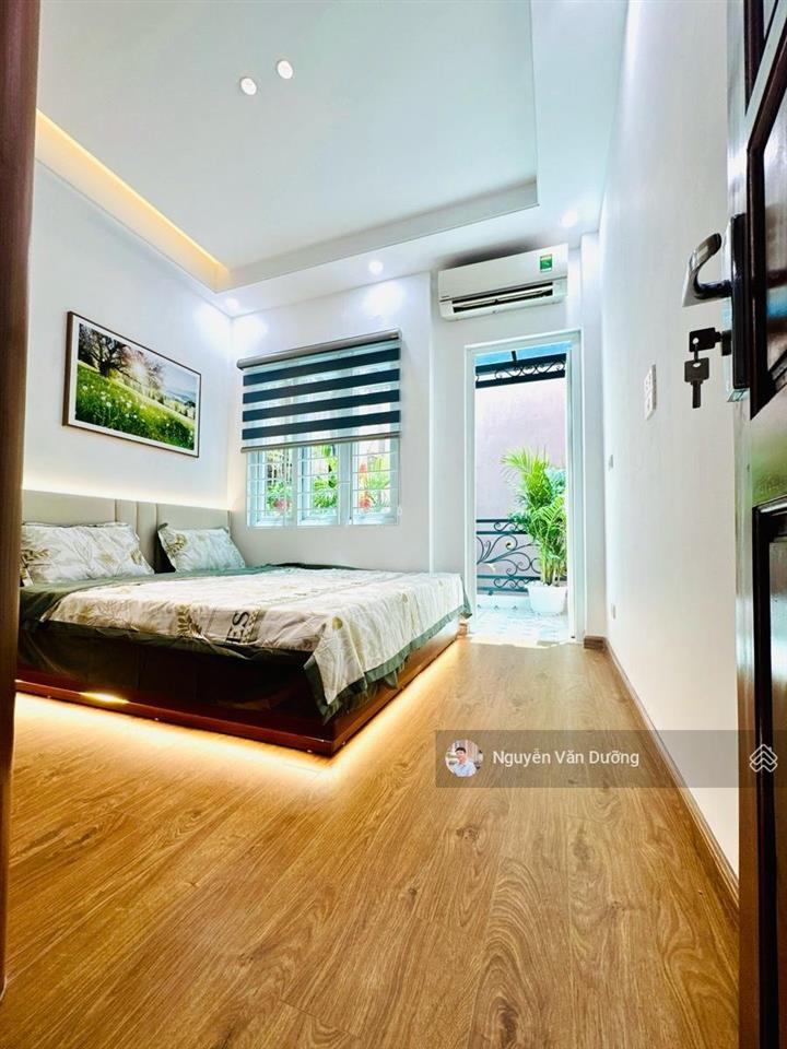 Giảm mạnh! nhà 2 thoáng phố tây sơn, ô tô đỗ, ngõ thông tứ phía, nhà dân xây, sân xe, 41m*5t