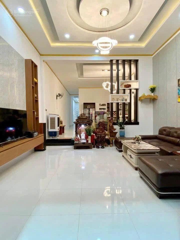 Hot! phố tây sơn, 40m ra phố, 2 thoáng, gần hồ, ngõ 3 gác thông, nhà dân xây, 38m2*5t, nhỉnh 7 tỷ