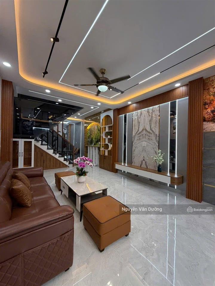 Nhà đẹp phố yên lãng, nhà mới ở ngay, 2 thoáng vĩnh viễn, ngõ nông, ô tô 20m, 43m2 * 5t