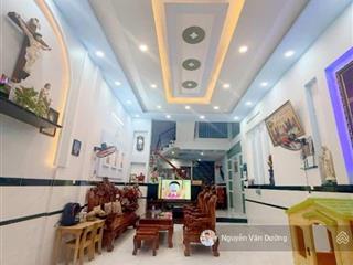 Hơn 7 tỷ có phố giảng võ, lô góc 2 thoáng, dân xây ở ngay, ngõ nông thoáng, gần ô tô, 40m2*5t