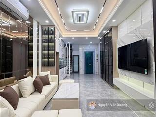 Giảm đáy! phố yên lãng, thang máy xịn, gần phố, ngõ nông, ô tô đỗ cổng, không quy hoạch, 40m2*6t