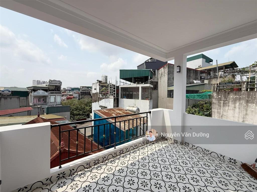 Siêu hiếm phố tôn đức thắng gần cát linh, thang máy xịn gần mặt phố, ô tô đỗ cổng, 40m2*6t, mt 4.5m