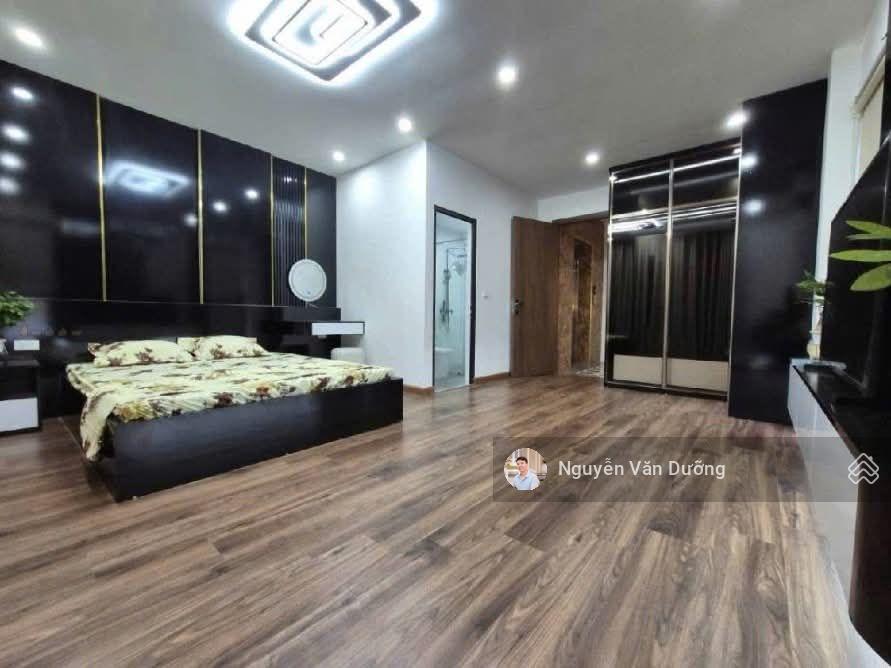 Giảm chào 1.2 tỷ! phố xã đàn, thang máy xịn, ngõ thông gần phố, ô tô cách 30m, ko quy hoạch 40m2*6t