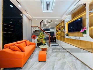 Siêu phẩm nhà phố láng hạ, ngõ thông gần phố, cách ô tô 38m, dt 40m2*5t, pháp lý sạch,giá nhỉnh 7tỷ