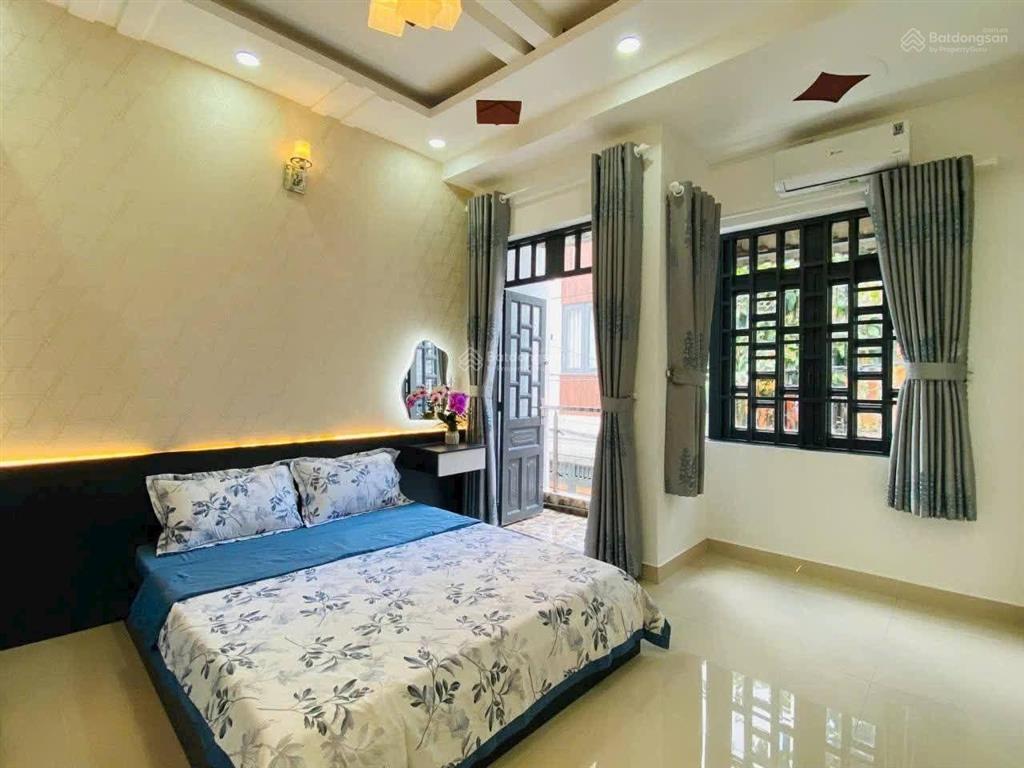 Siêu phẩm nhà phố láng hạ, ngõ thông gần phố, cách ô tô 38m, dt 40m2*5t, pháp lý sạch,giá nhỉnh 7tỷ