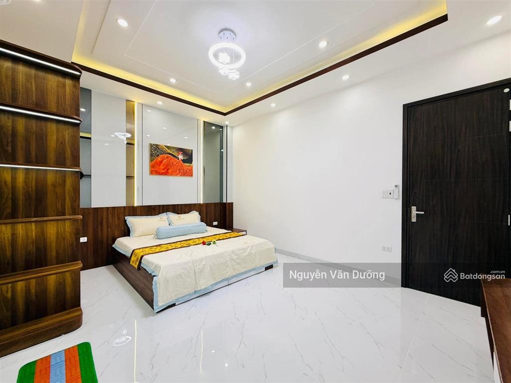 Hiếm có! nhà phố phạm ngọc thạch, ngõ ba gác, ô tô đỗ, gần đại học y và vincom, dt 39m² * 5t