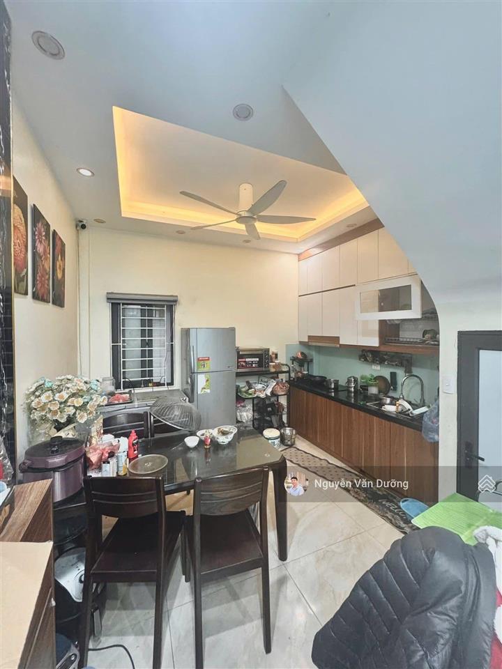 Duy nhất! nhà phố nguyễn công hoan thông ngọc khánh, sát ô tô, dân xây, pháp lý sạch, 42m2 *5t