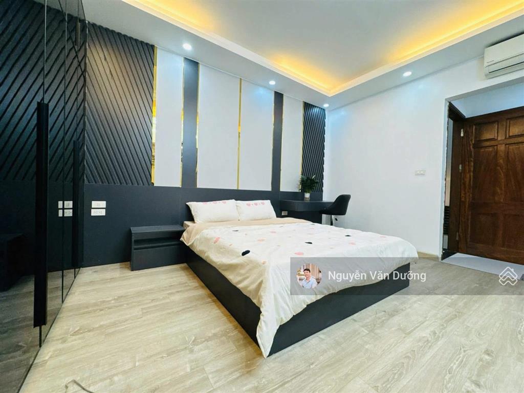 Gấp! phố nguyễn lương bằng, hv ngân hàng, ngõ thông, ô tô 45m, sân xe riêng, ko quy hoạch, 38m²*5t