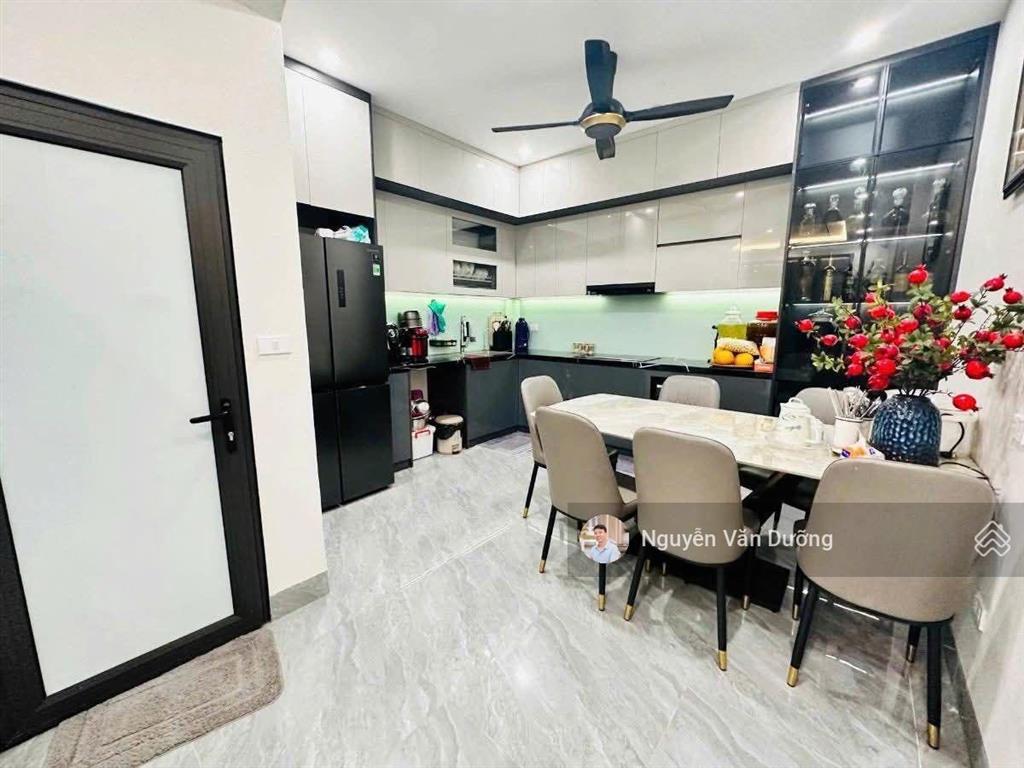 Gấp! phố nguyễn lương bằng, hv ngân hàng, ngõ thông, ô tô 45m, sân xe riêng, ko quy hoạch, 38m²*5t