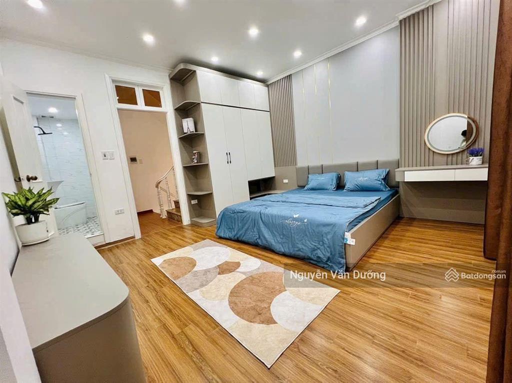 Rẻ quá! nhà hồ đắc di, gần hồ thoáng mát, ngõ thông, ô tô đỗ gần, sổ đẹp, sân xe riêng, 39m2*5t