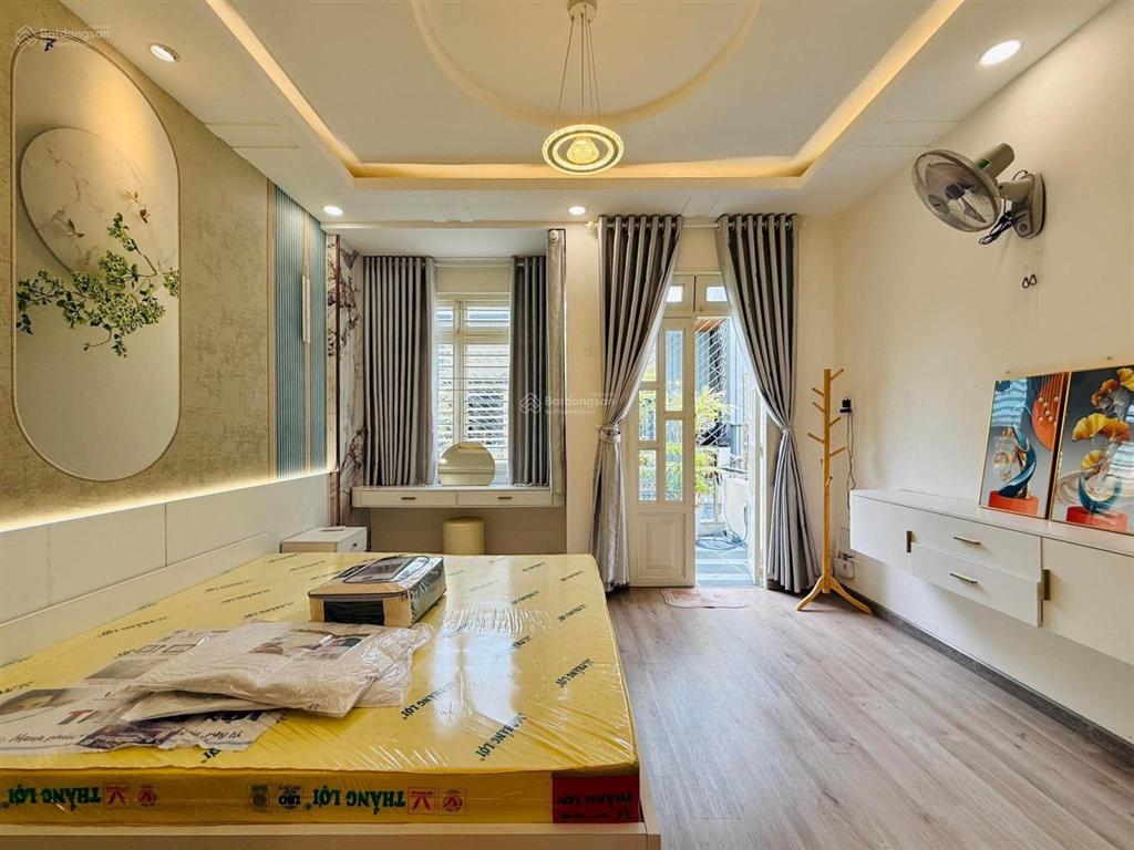 Giá hời! ô chợ dừa, 30m ra phố ôtô đỗ, ngõ thông kinh doanh, nhà dân xây mới, ko quy hoạch, 40m2*5t