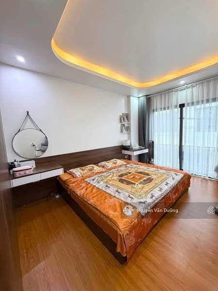 Cắt lỗ! lô góc phố chùa bộc, ngõ thông kinh doanh, gần phố, dân xây, sân xe riêng, ko qh, 40m2*5t
