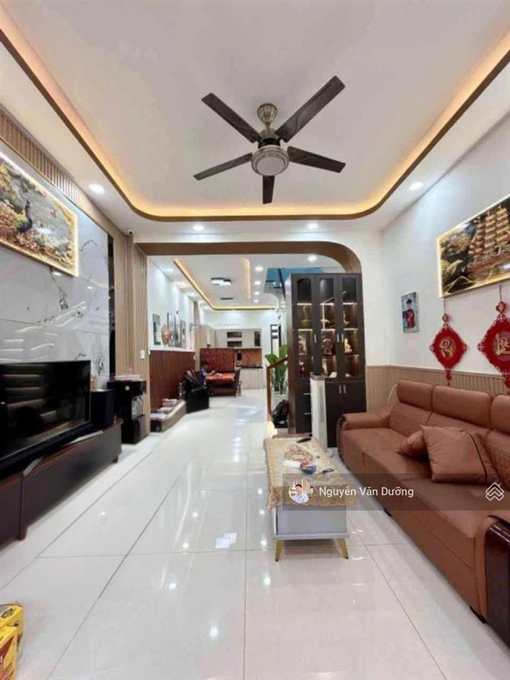 Không bỏ lỡ! phố đặng văn ngữ, lô góc 2 thoáng, đẹp ở ngay, cách ô tô 30m, gần hồ, pl sạch, 39m2*5t