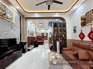 Không bỏ lỡ! phố đặng văn ngữ, lô góc 2 thoáng, đẹp ở ngay, cách ô tô 30m, gần hồ, pl sạch, 39m2*5t